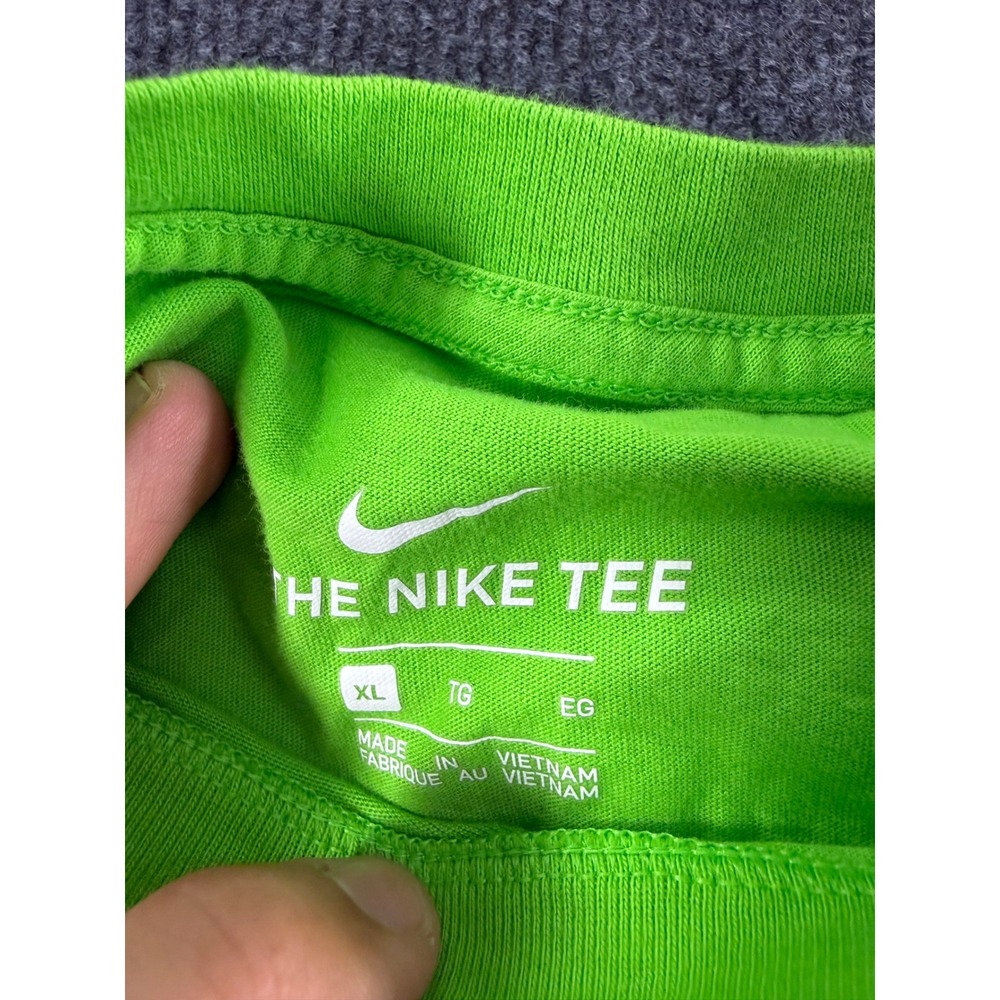 Nike Mens Graphic T-Shirt Bundle XL Lot of 4 Dri-Fit BlueRed Green Gray - Picture 4 of 9